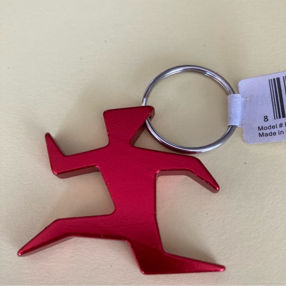 Running man keychain bottle opener red - Picture 2 of 3